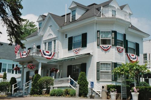 Kennebunkport Inn 001